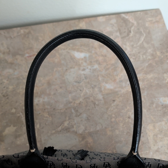 Vintage Dooney & Bourke Purse - Picture 7 of 12